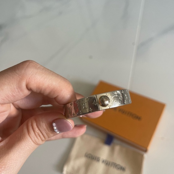 Louis Vuitton Nanogram Cuff - Picture 8 of 8